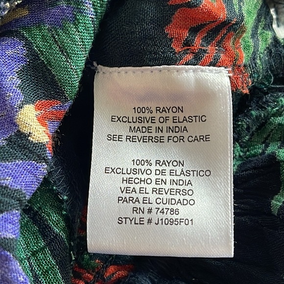 No.096 Partons of Peace Tropical Print Crop Top Tank - Picture 6 of 7